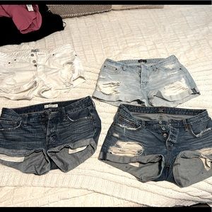 Abercrombie low rise boyfriend jeans size 6- 4 pairs